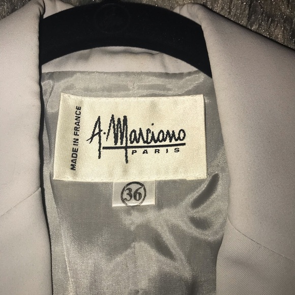 Light Gray Blazer “Made in France” size 6 - Picture 5 of 6